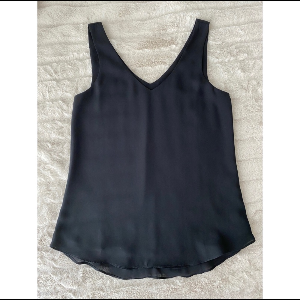 RW&CO. Black Crepe blouse. Size XXS